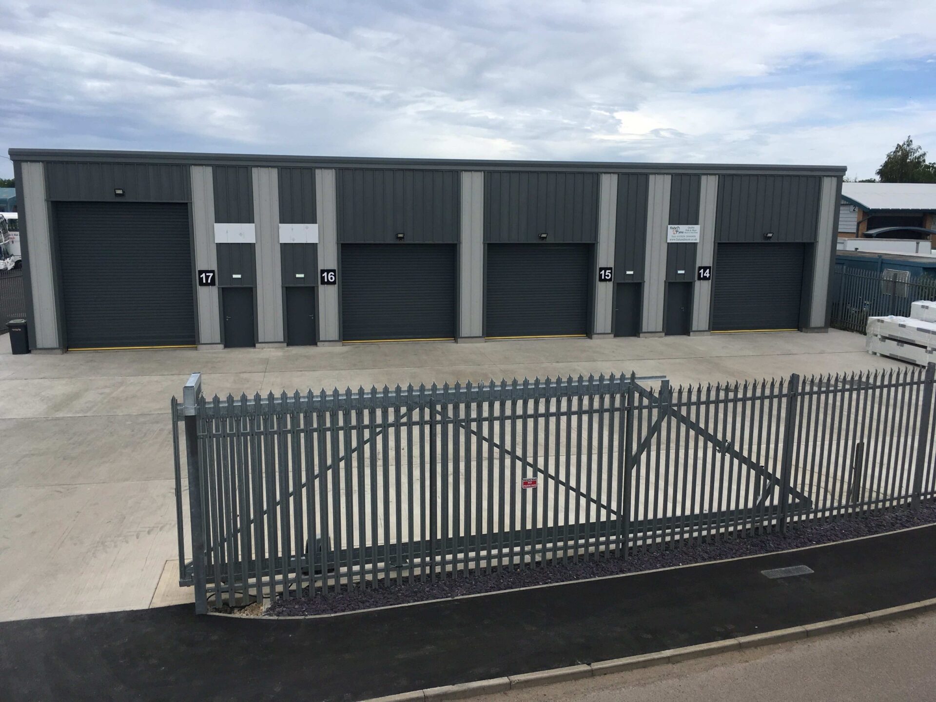 Light Industrial Unit for Plant Distributor