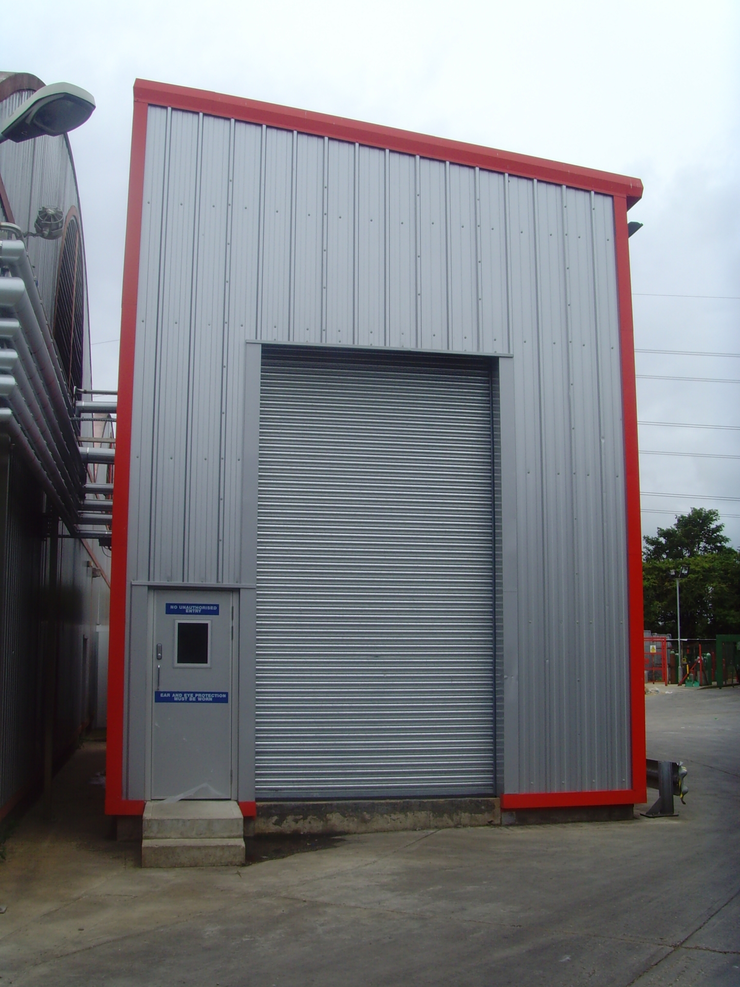 loading bay interface with canopy